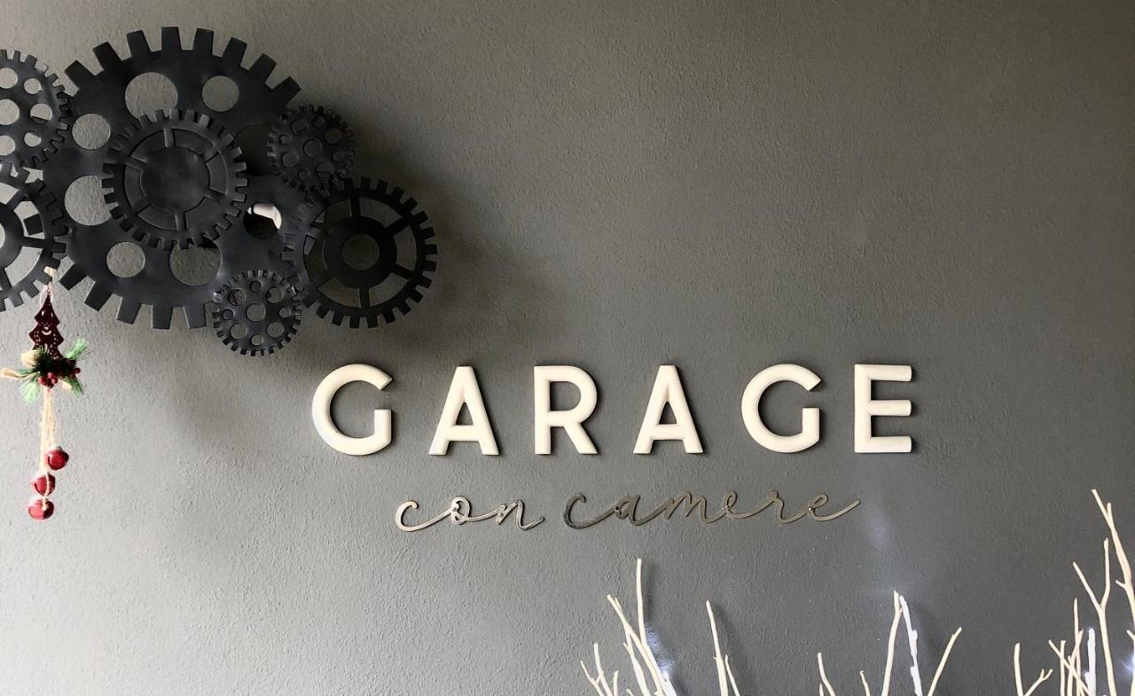 Garage Con Camere Пьеве-ди-Солиго Экстерьер фото